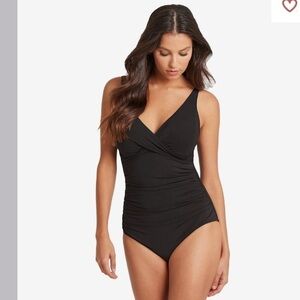 SeaLevel Black Cross front multifit one piece swimsuit 14 NWOT
